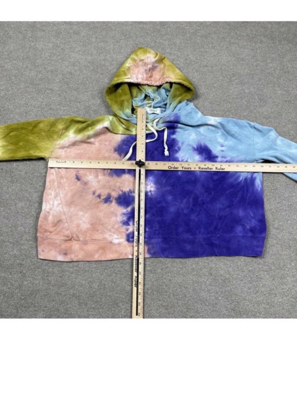 Out From Under Hoodie Womens Size M Multicolor Boxy Crop Urban Outfitters - Picture 5 of 6